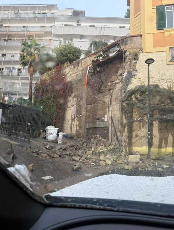 maltempo napoli