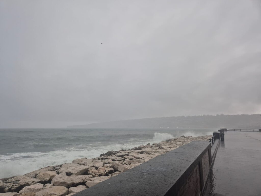 maltempo napoli pioggia