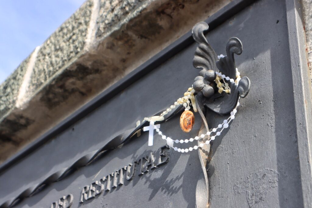 montalto posa croce cristo redentore 8 novembre 2025