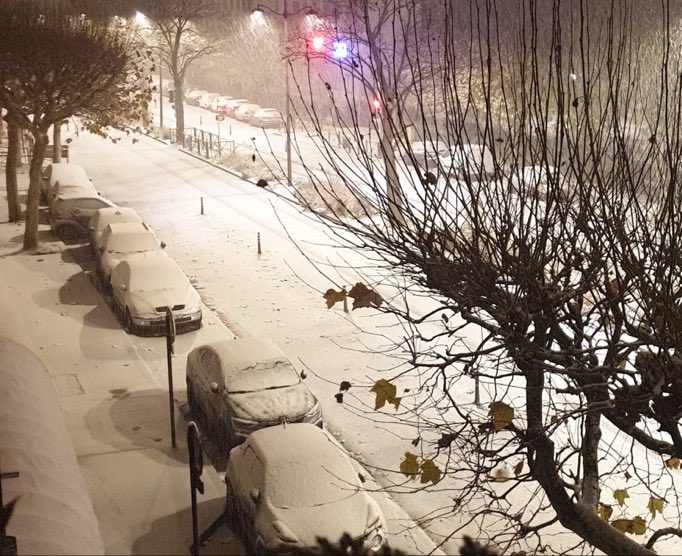 neve francia regione parigi