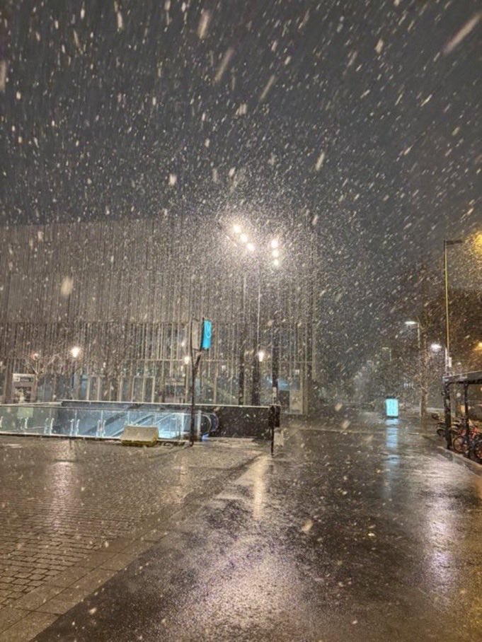 neve francia regione parigi