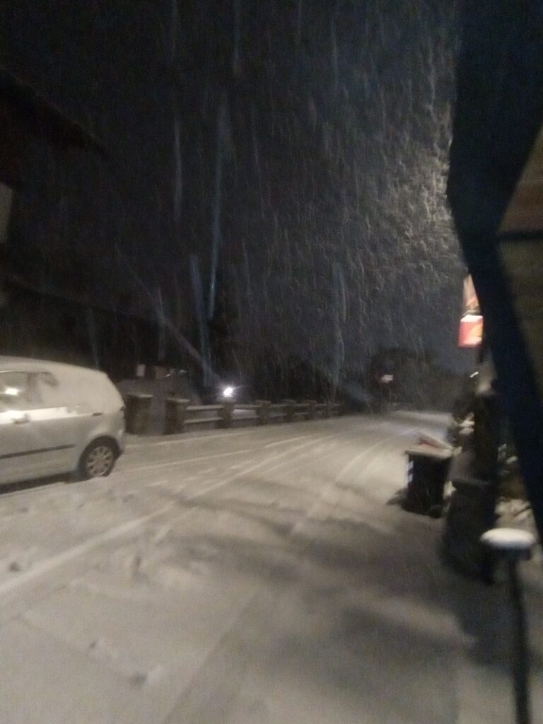 neve valle d'aosta courmayeur