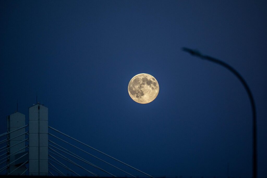 superluna 5 novembre 2025