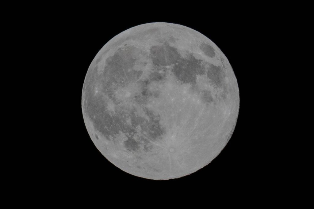 superluna 5 novembre 2025