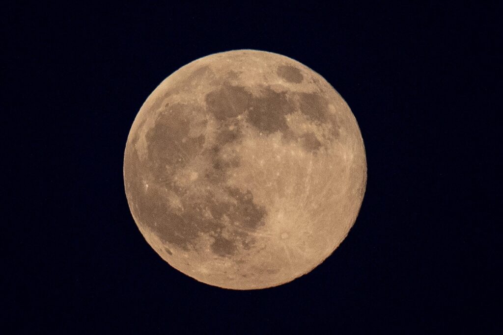 superluna 5 novembre 2025