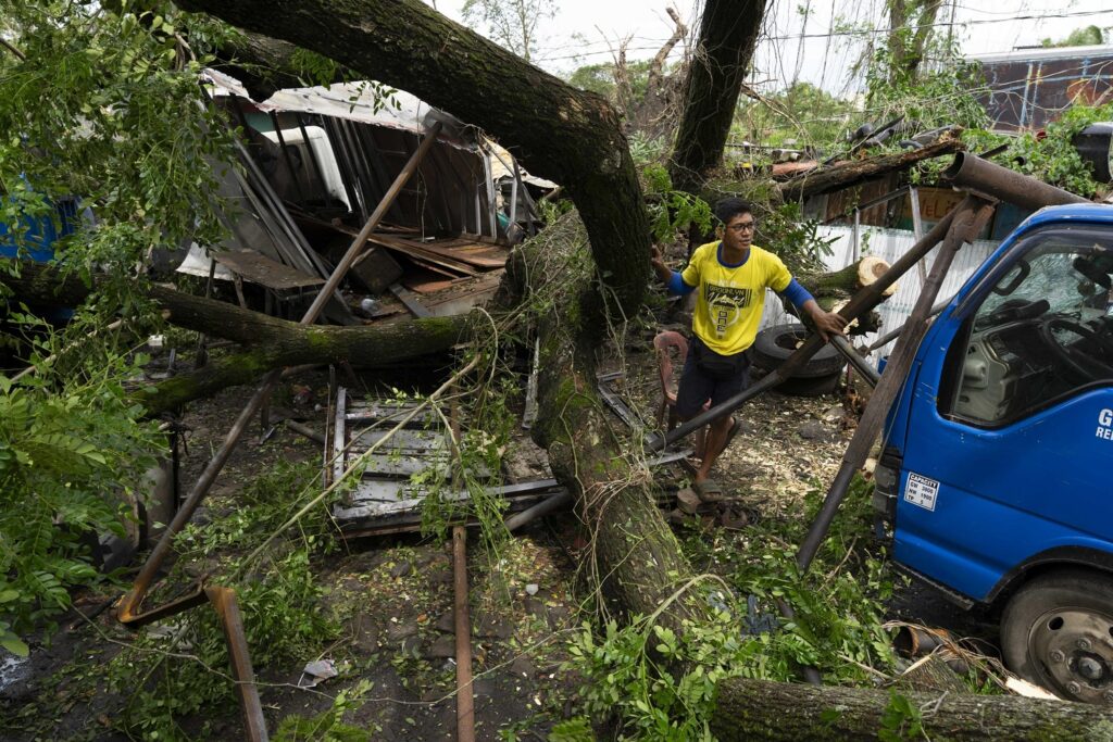 tifone Fung-wong filippine