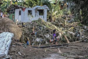 tifone kalmaegi filippine