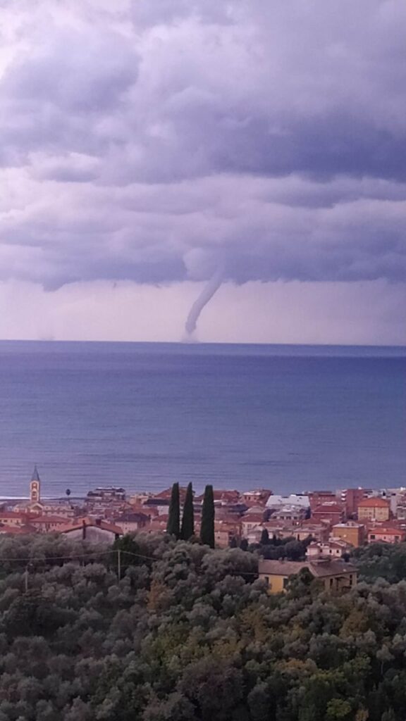 trombe marine genova