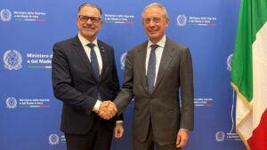 urso Aschbacher