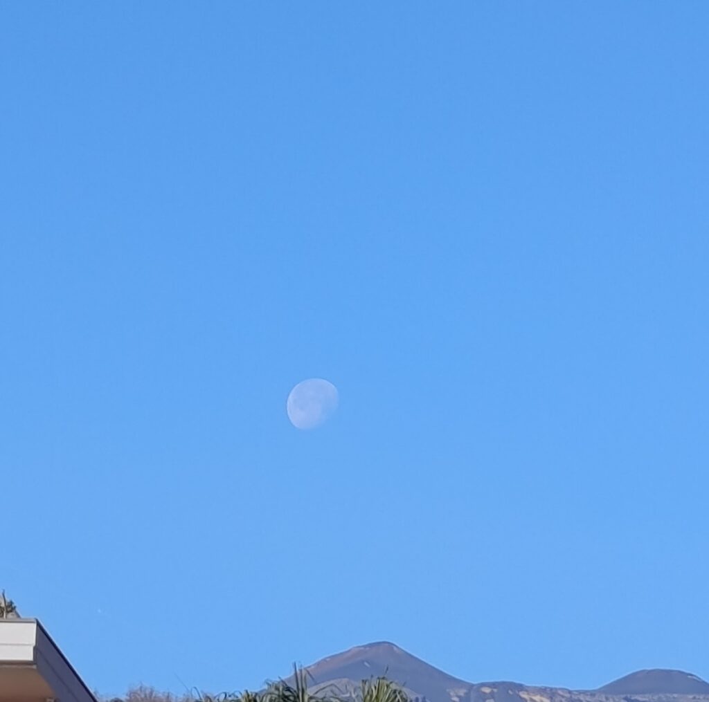 Zafferana Etnea Etna Luna