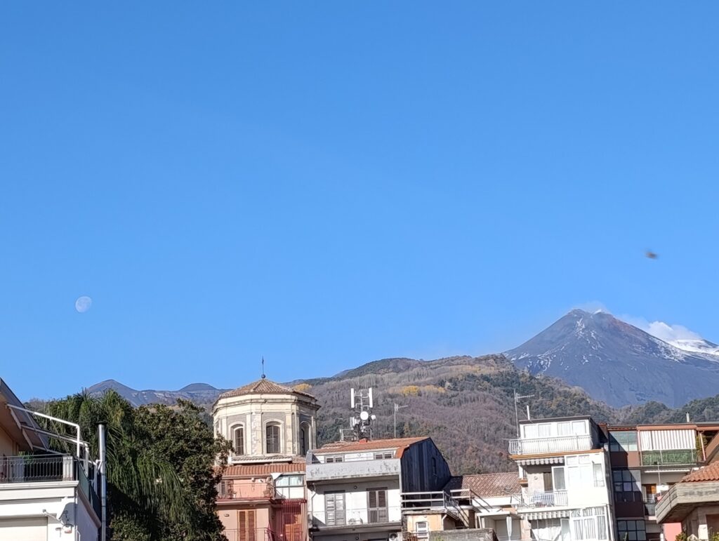 Zafferana Etnea Etna Luna