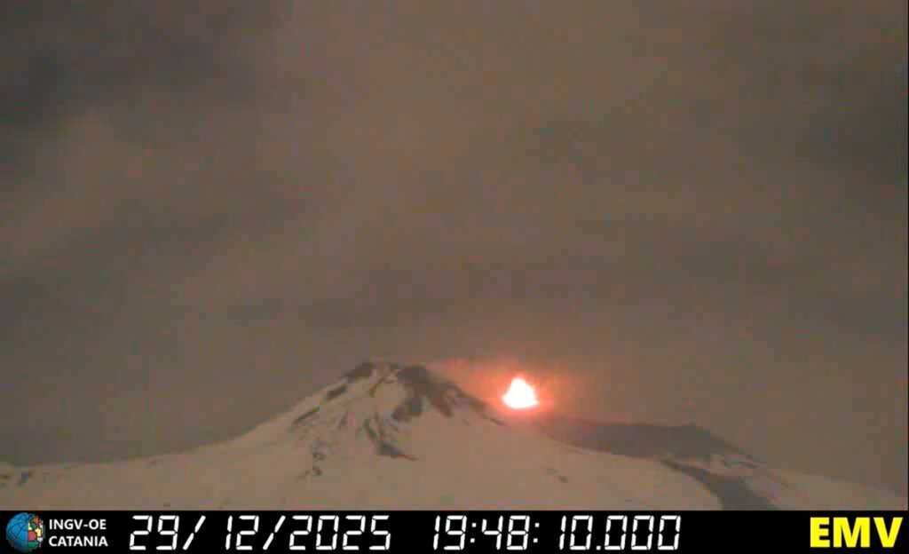 eruzione etna 29 dicembre 2025