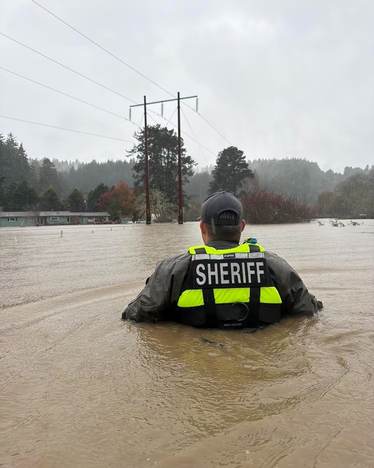 maltempo alluvione california (2)
