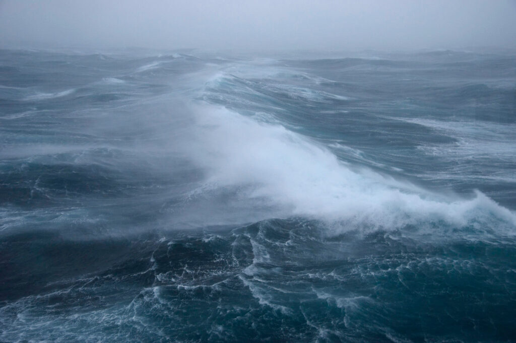 mare agitato