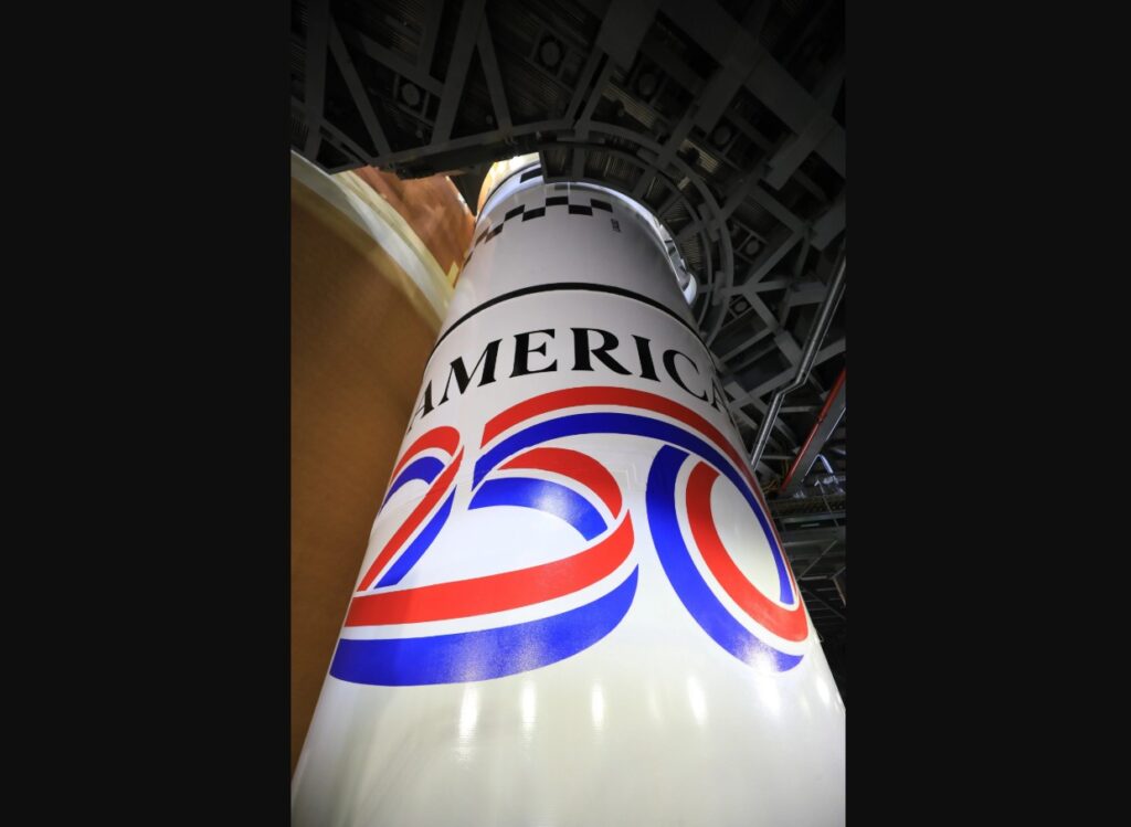nasa logo razzo sls