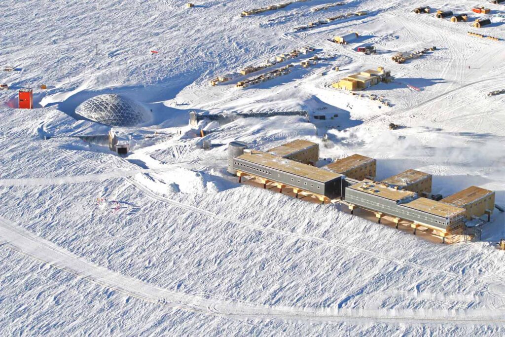 Amundsen-Scott South Pole Station