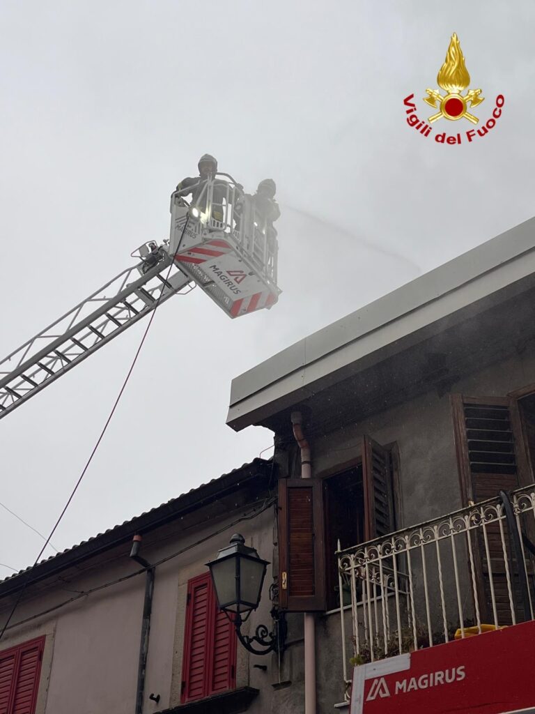 Incendio Messina