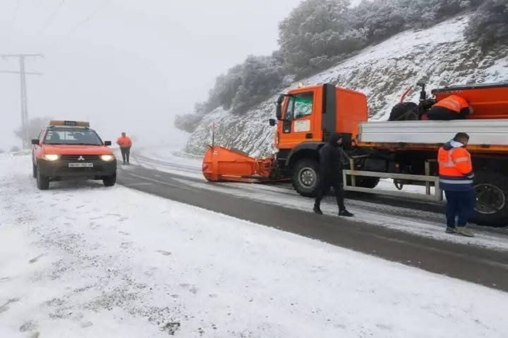 Neve Algeria protezione civile