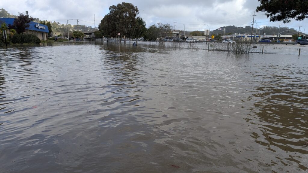 alluvione california maltempo maree