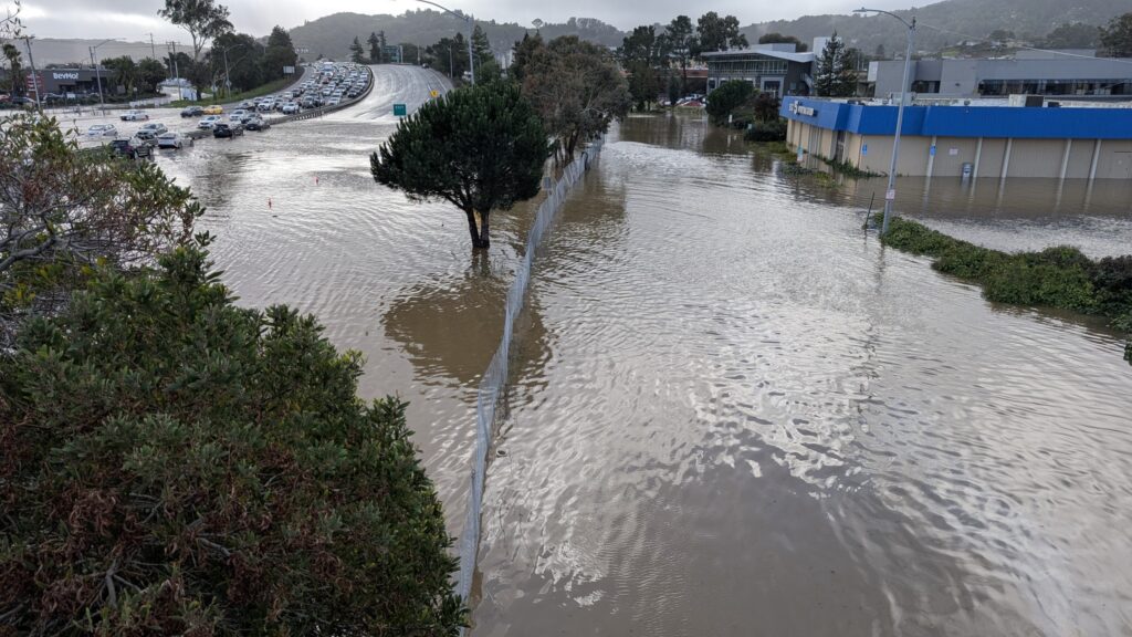 alluvione california maltempo maree