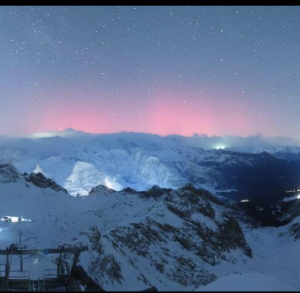 aurora boreale alpi italia