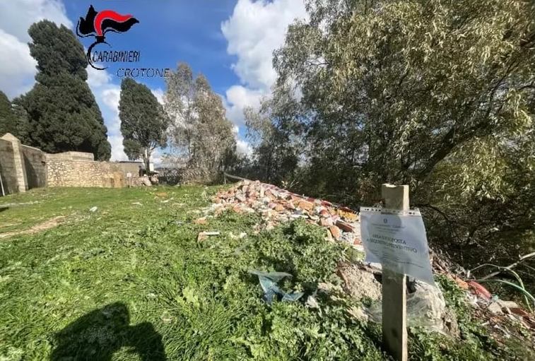 discarica sequestrata melito porto salvo