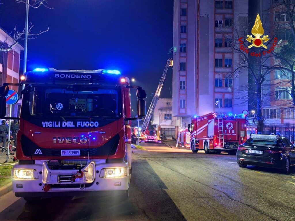 incendio grattacielo ferrara