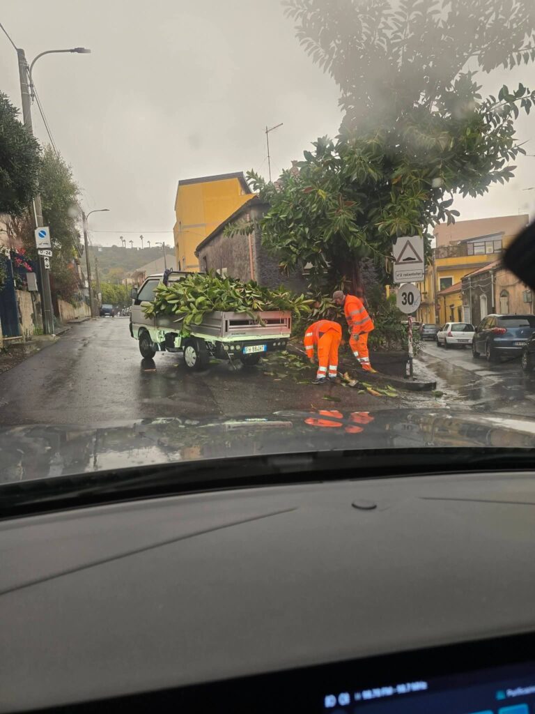 maltempo acicastello