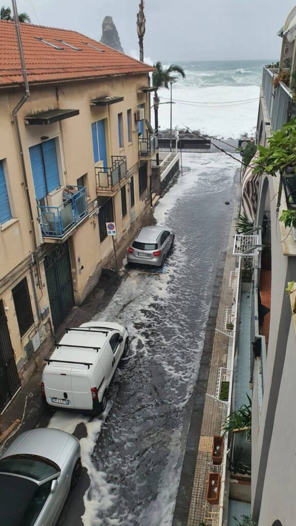 maltempo acicastello