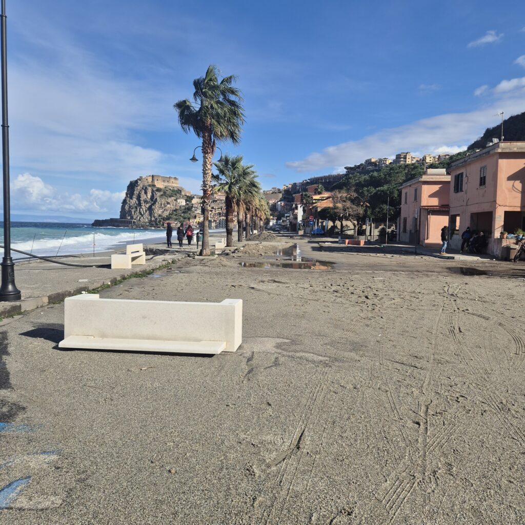 maltempo calabria mareggiata scilla