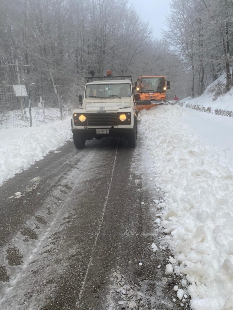 maltempo sicilia neve nebrodi