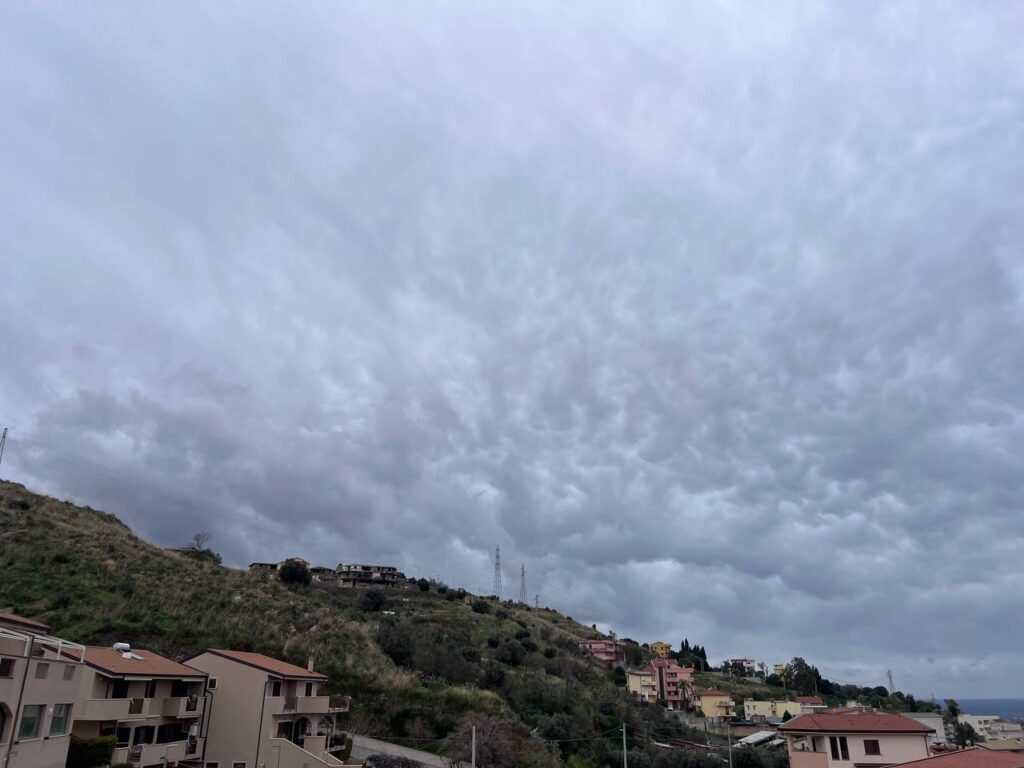 mammatus stretto di messina 31 gennaio 2025