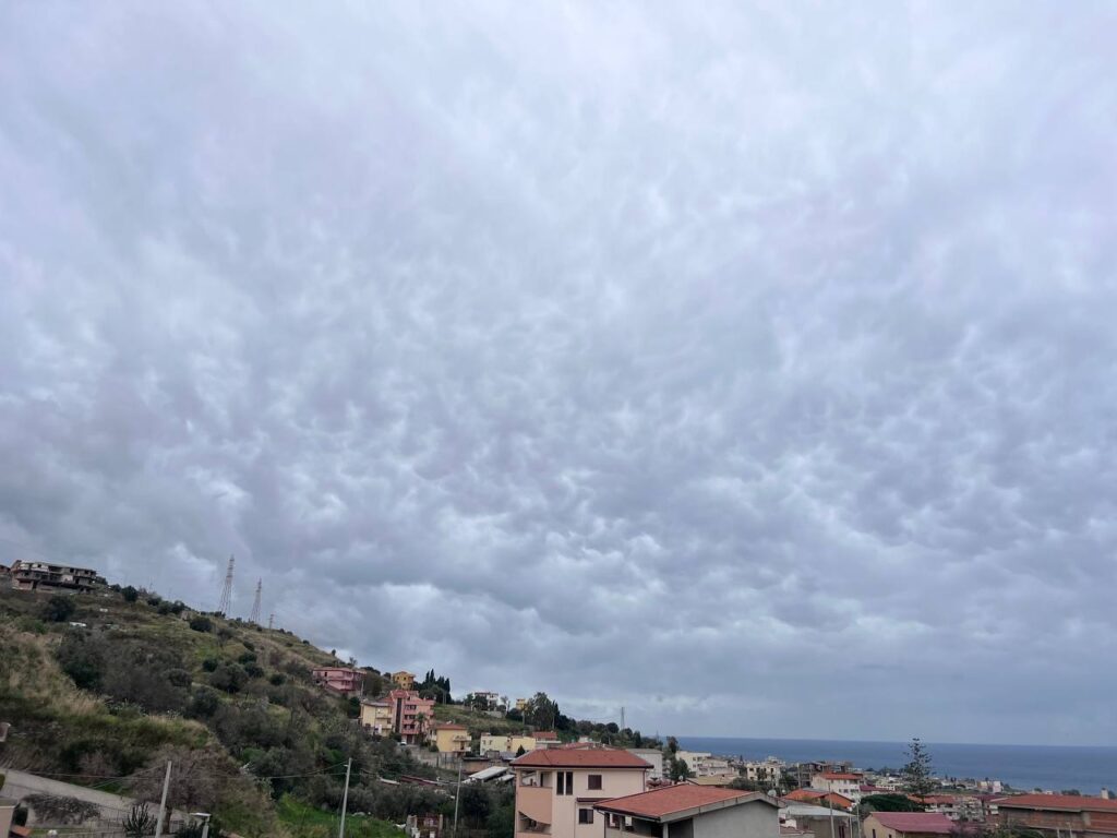 mammatus stretto di messina 31 gennaio 2025