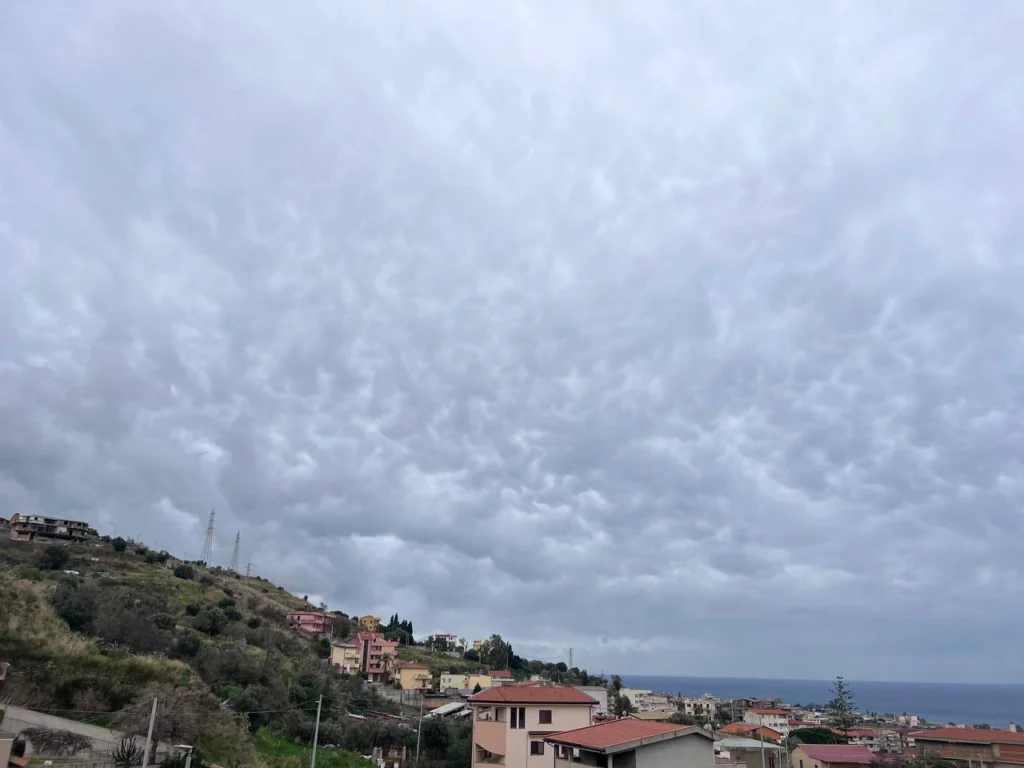 mammatus stretto di messina 31 gennaio 2025