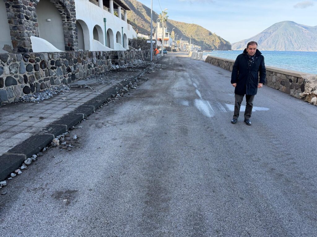 mareggiate sopralluogo lipari