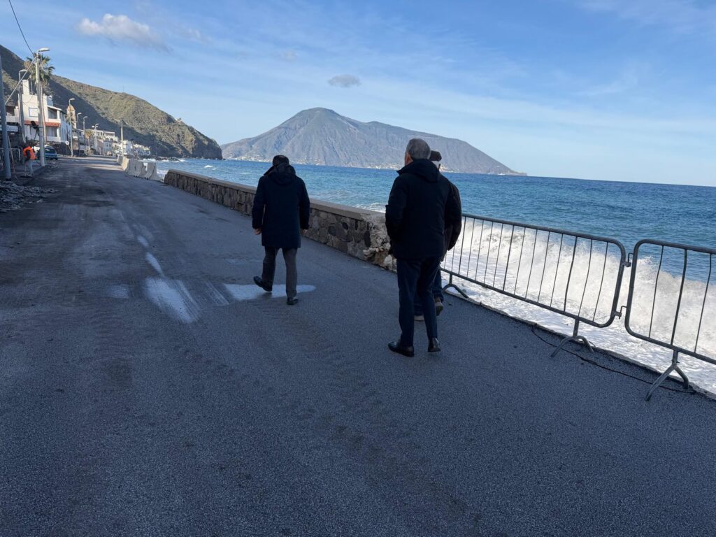 mareggiate sopralluogo lipari