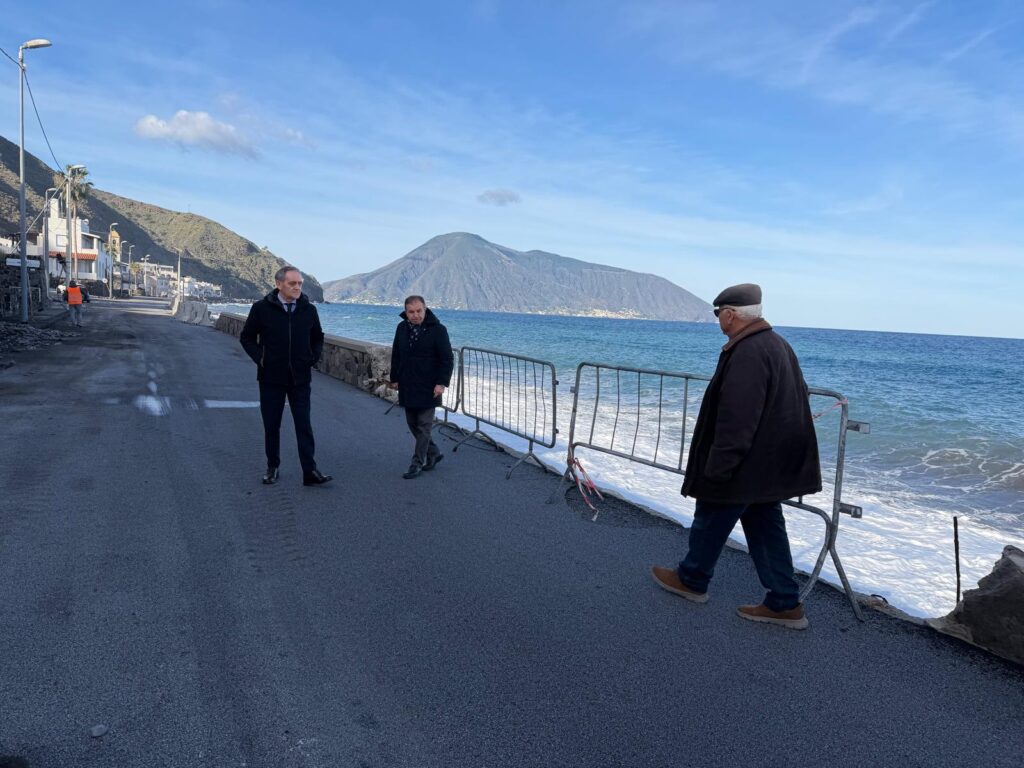mareggiate sopralluogo lipari