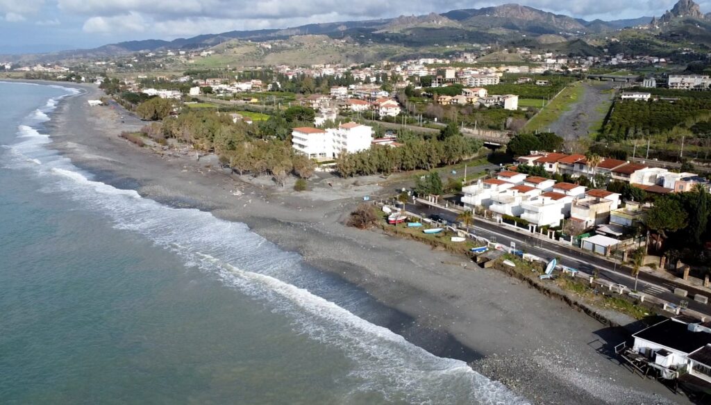 melito porto salvo mareggiata ciclone harry foto 22 gennaio 2026