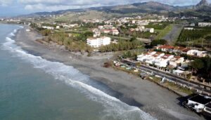 melito porto salvo mareggiata ciclone harry foto 22 gennaio 2026