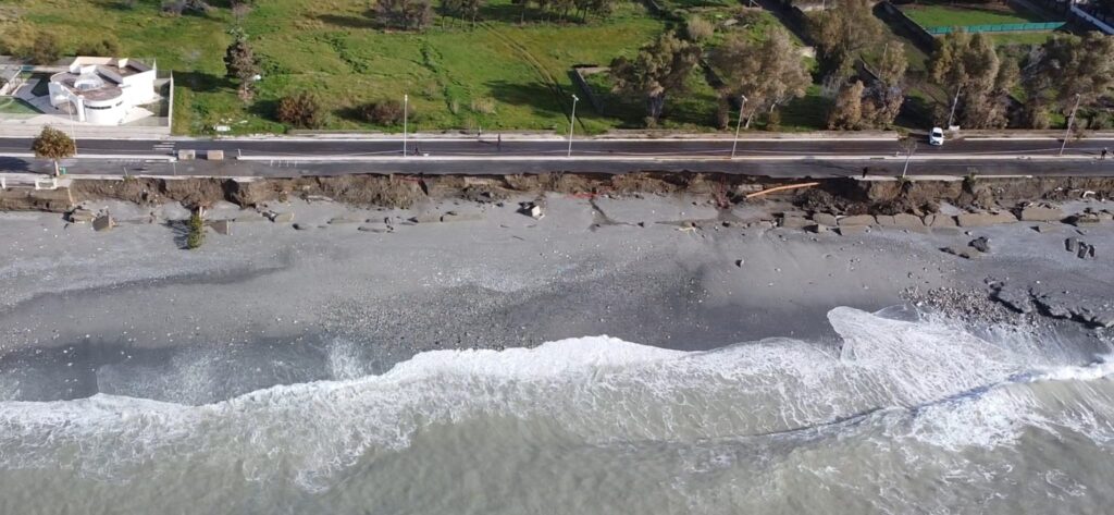 melito porto salvo mareggiata ciclone harry foto 22 gennaio 2026