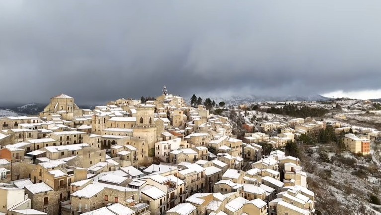 neve Petralia Soprana madonie sicilia