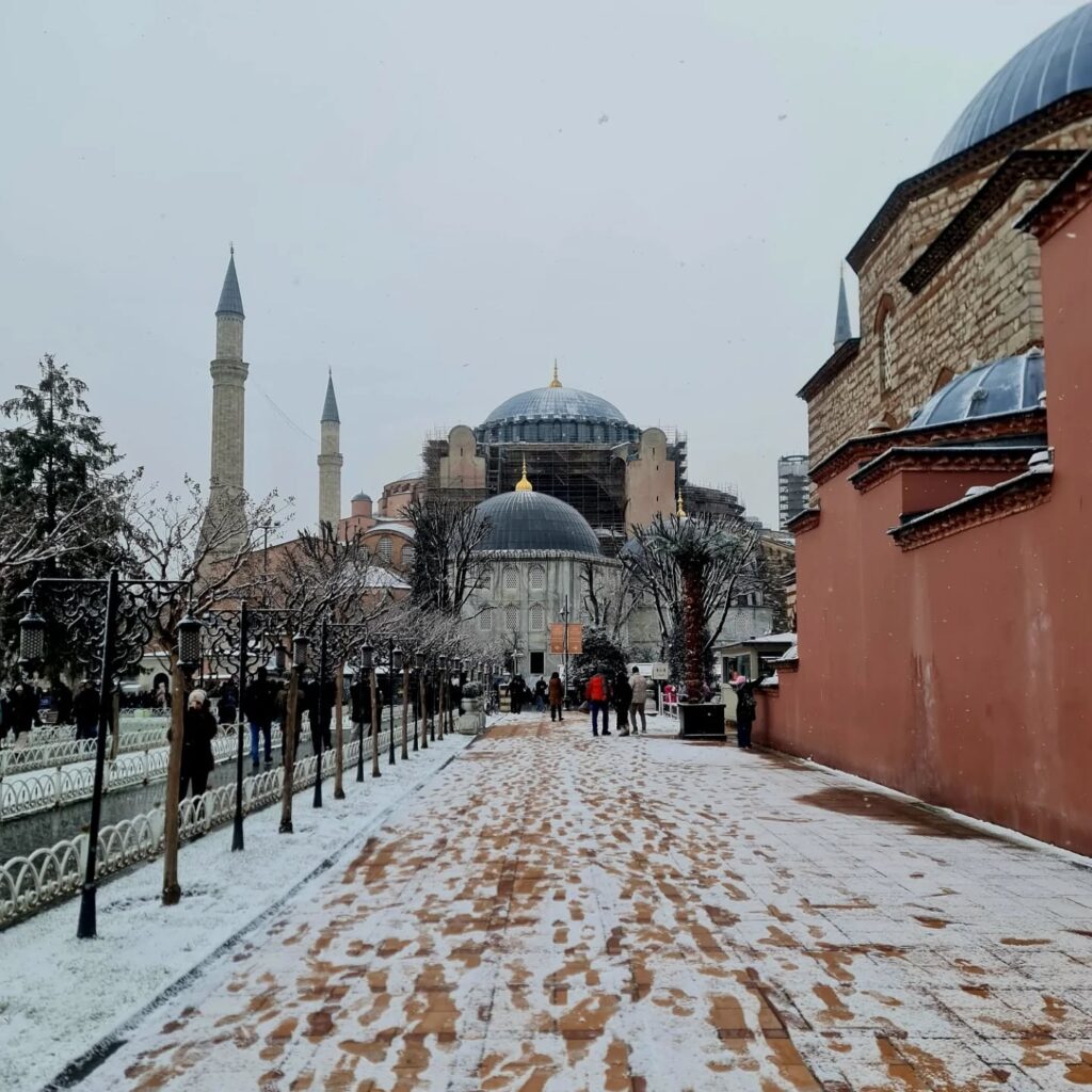 neve istanbul turchia