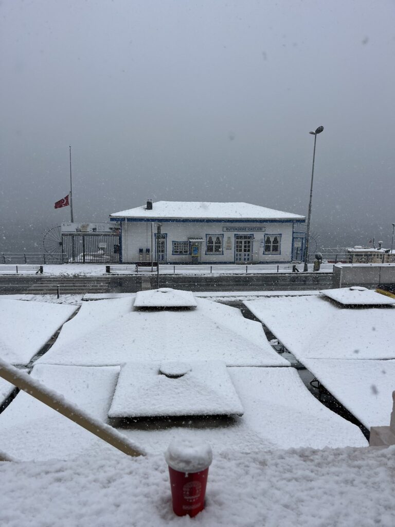 neve istanbul turchia