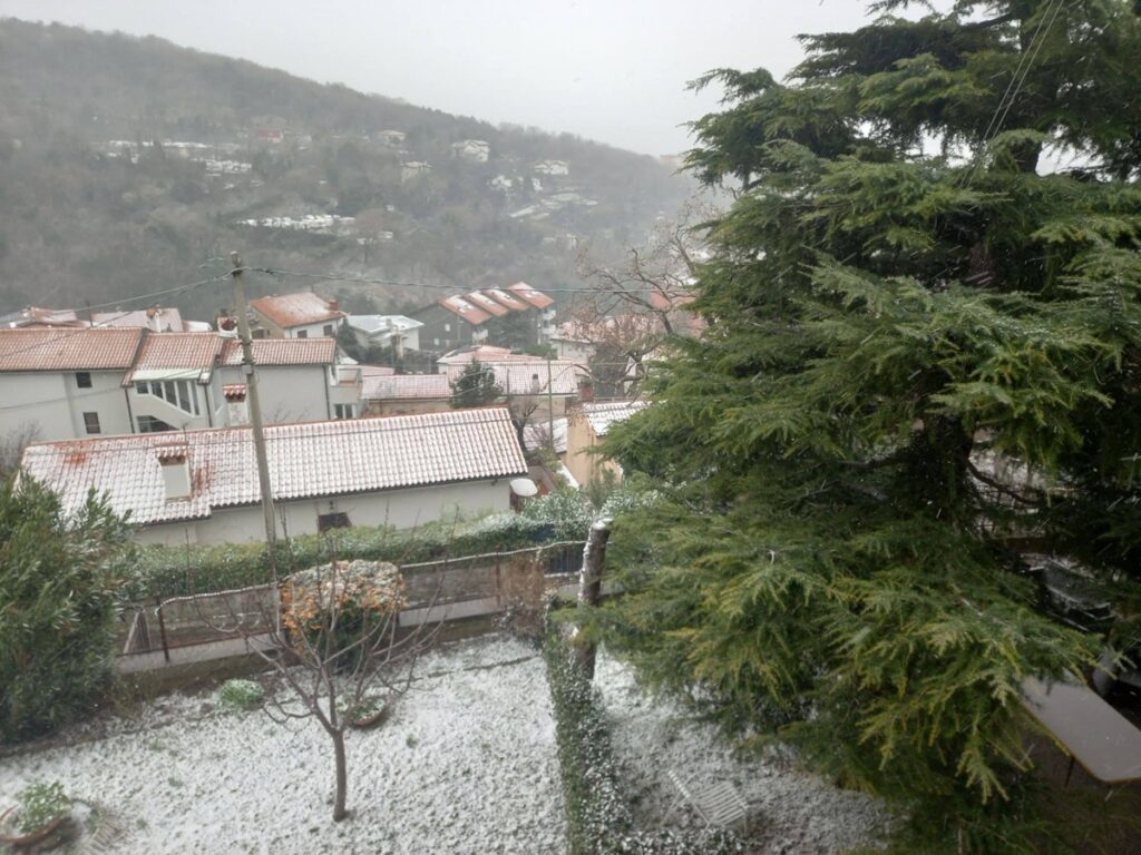 neve trieste carso