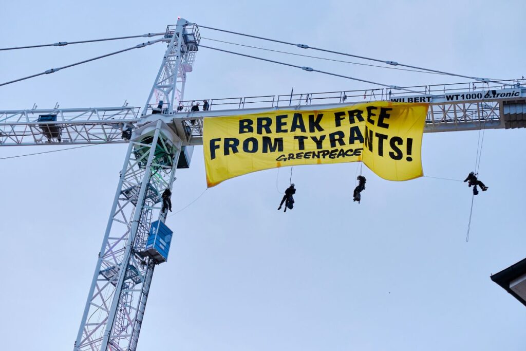 Protesta Greenpeace Monaco