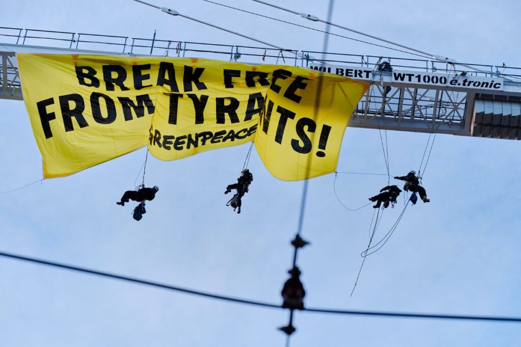Protesta Greenpeace Monaco