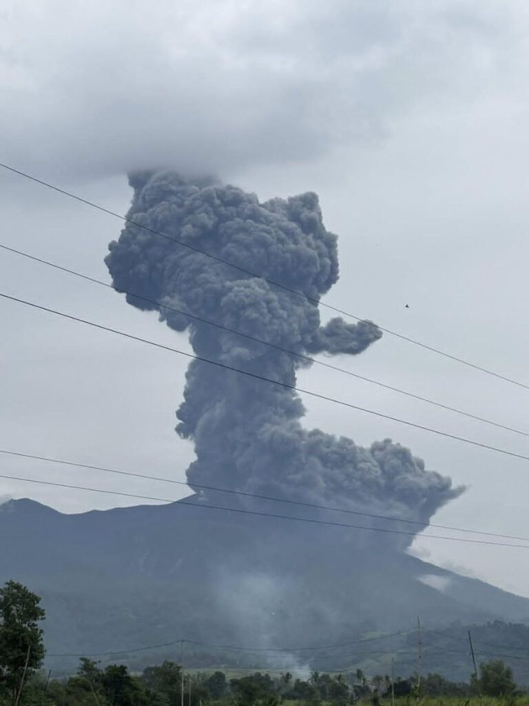eruzione vulcano Kanlaon filippine