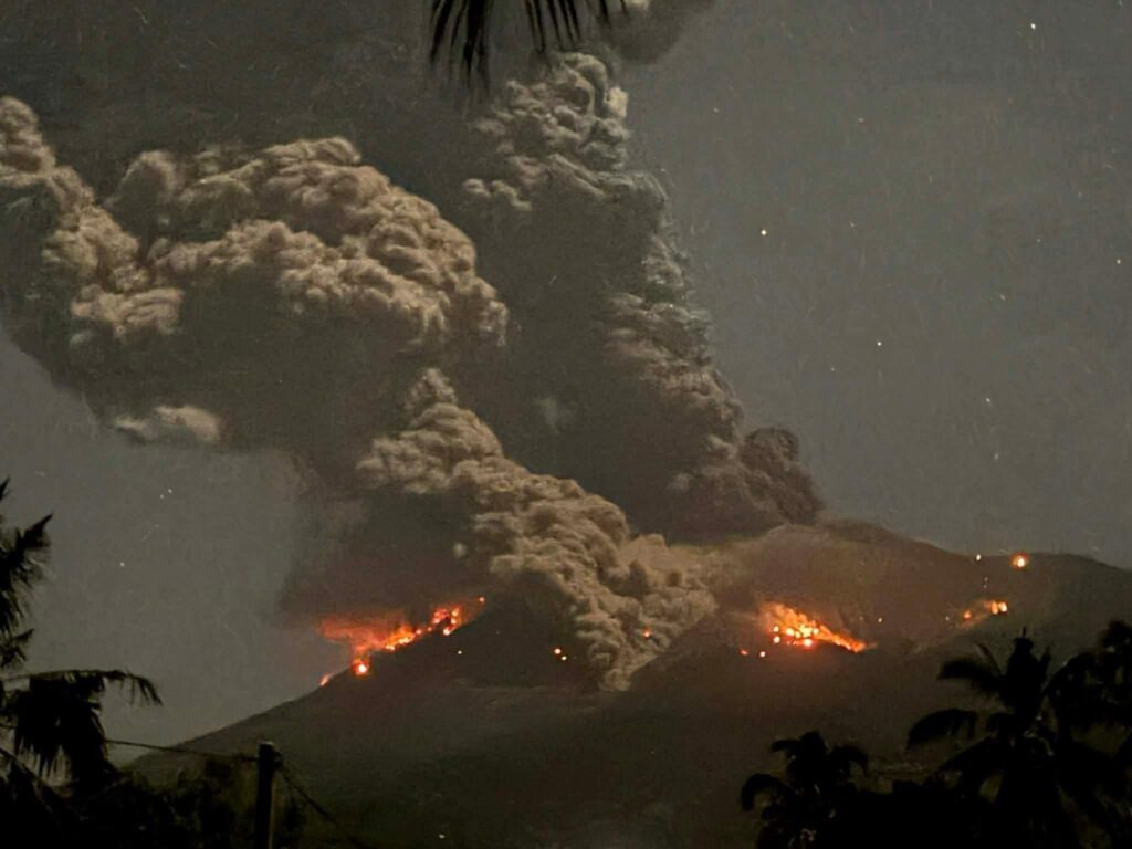 eruzione vulcano Kanlaon filippine