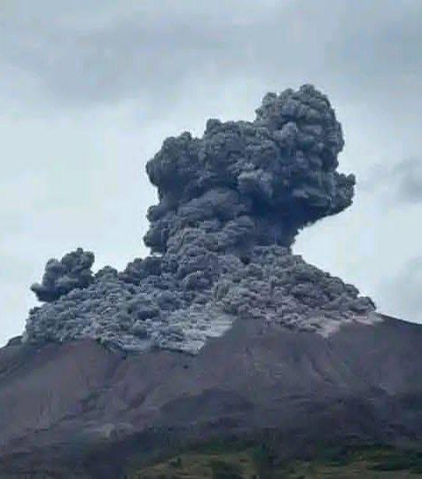 eruzione vulcano Kanlaon filippine