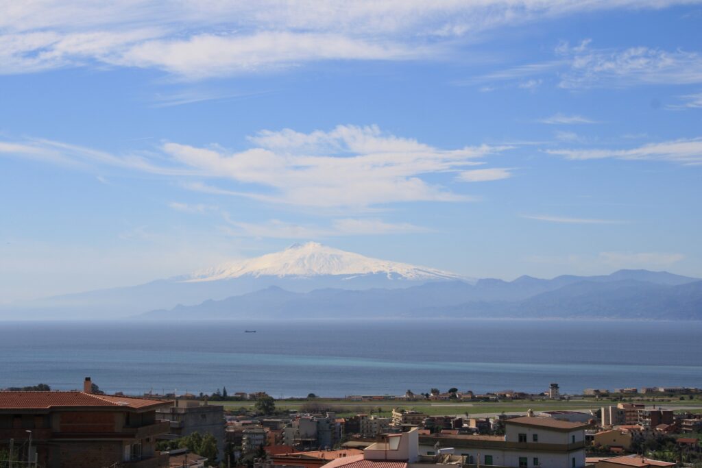 etna cirri reggio calabria stretto di messina 23 febbraio 2026
